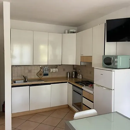 Residenza Verdi Апартаменты Морской Милан